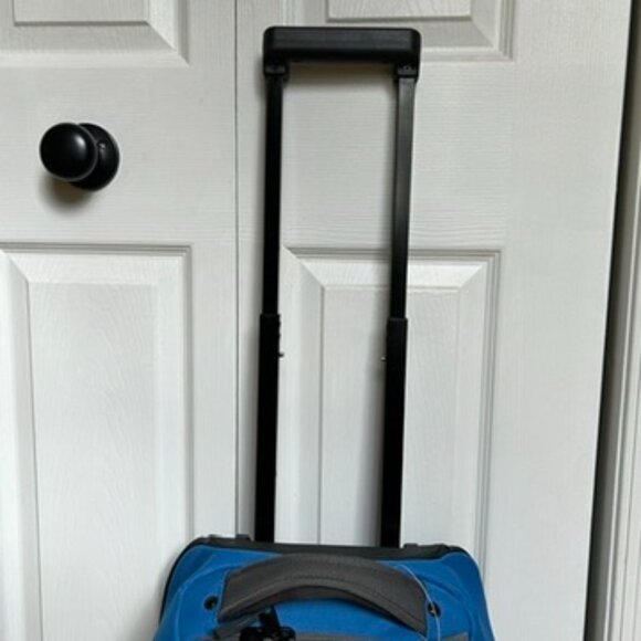 EDDIE BAUER Traverse Rolling Carry On Bag Medium Luggage Duffel ~ NWT! - Picture 8 of 11